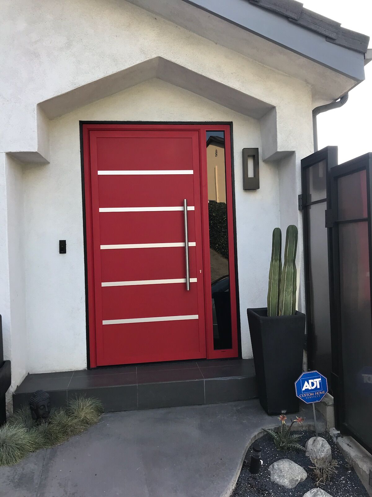 Aluminum-entry-door-red